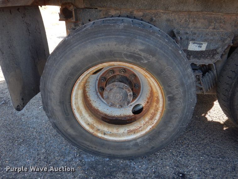 image for item DH8128 2011 International WorkStar 7400  dump truck