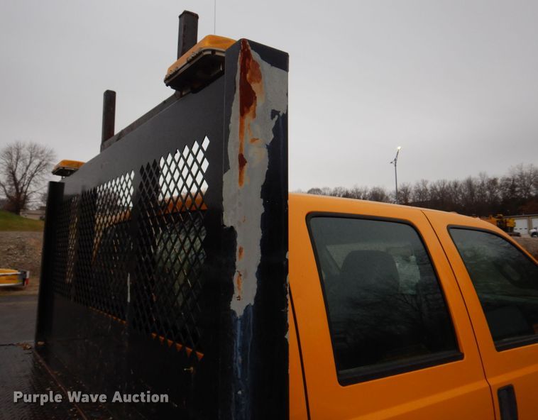 image for item DH8130 2012 Ford F550 Super Duty XL  Crew Cab flatbed truck