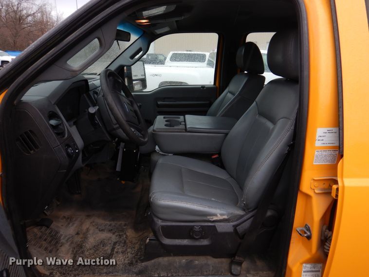 image for item DH8130 2012 Ford F550 Super Duty XL  Crew Cab flatbed truck