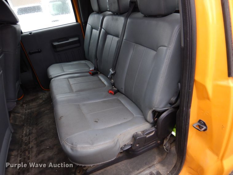 image for item DH8130 2012 Ford F550 Super Duty XL  Crew Cab flatbed truck