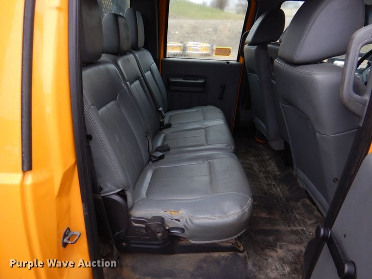 image for item DH8130 2012 Ford F550 Super Duty XL  Crew Cab flatbed truck