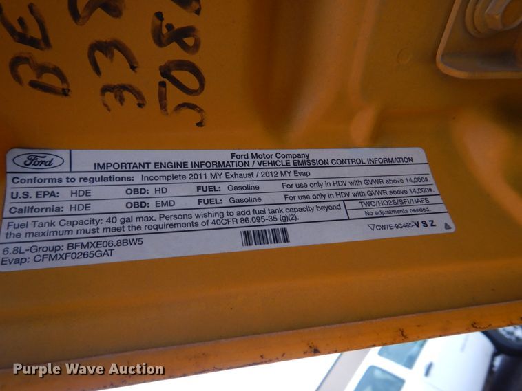 image for item DH8130 2012 Ford F550 Super Duty XL  Crew Cab flatbed truck