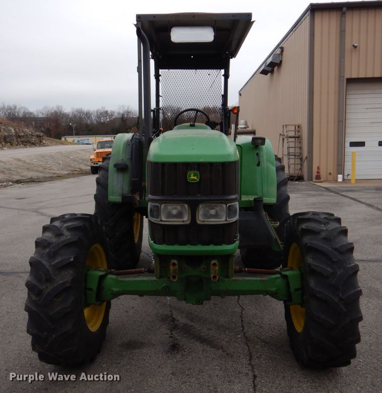 image for item DH8133 2002 John Deere 6420  MFWD tractor