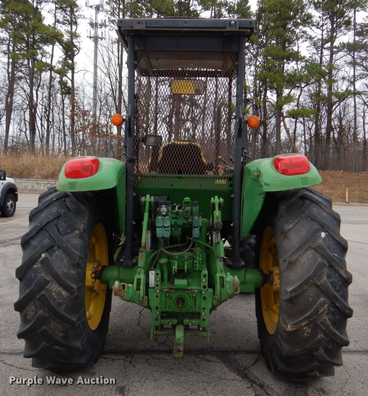 image for item DH8133 2002 John Deere 6420  MFWD tractor