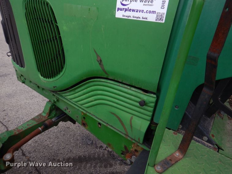 image for item DH8133 2002 John Deere 6420  MFWD tractor