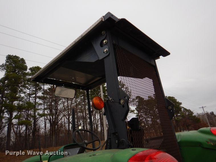 image for item DH8133 2002 John Deere 6420  MFWD tractor