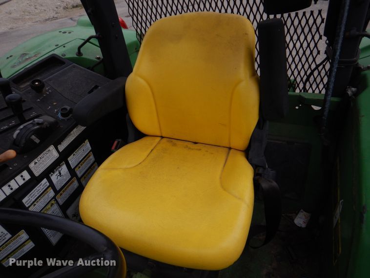 image for item DH8133 2002 John Deere 6420  MFWD tractor