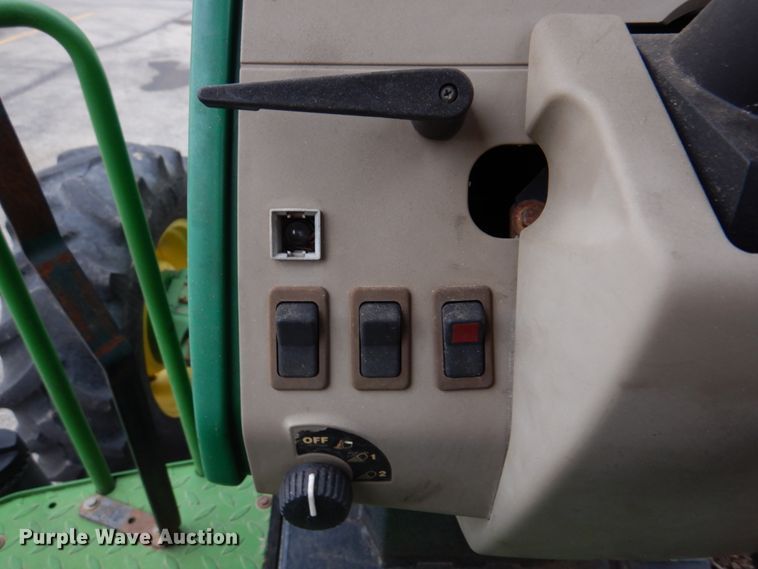 image for item DH8133 2002 John Deere 6420  MFWD tractor