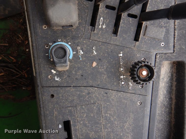 image for item DH8133 2002 John Deere 6420  MFWD tractor