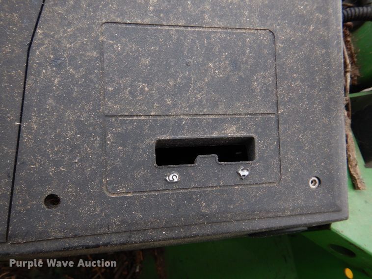 image for item DH8133 2002 John Deere 6420  MFWD tractor