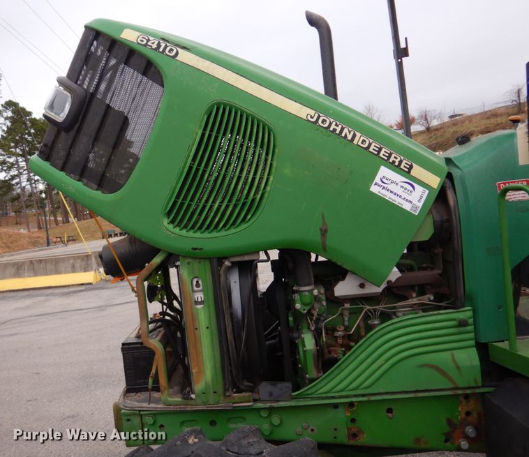 image for item DH8133 2002 John Deere 6420  MFWD tractor