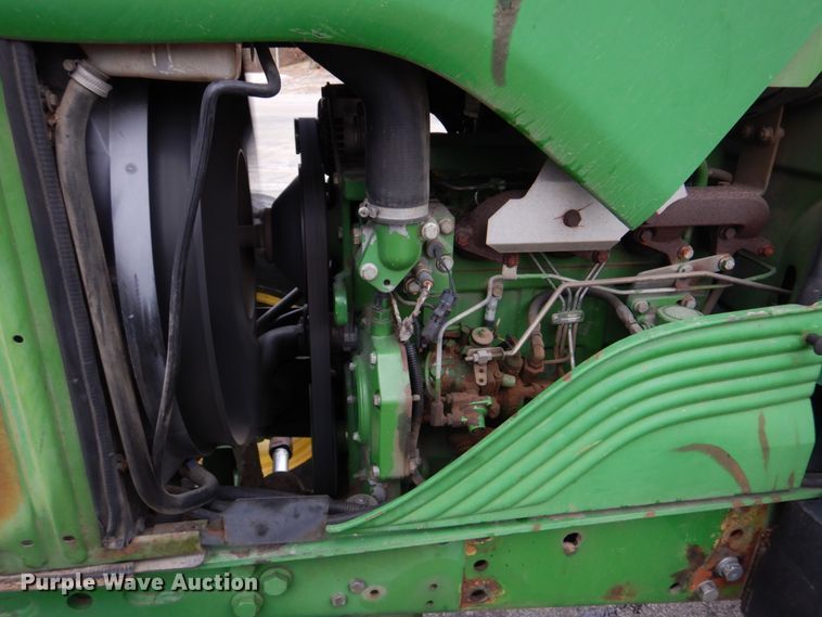 image for item DH8133 2002 John Deere 6420  MFWD tractor