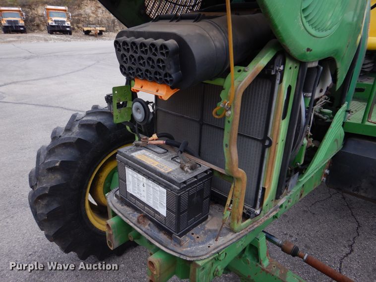 image for item DH8133 2002 John Deere 6420  MFWD tractor