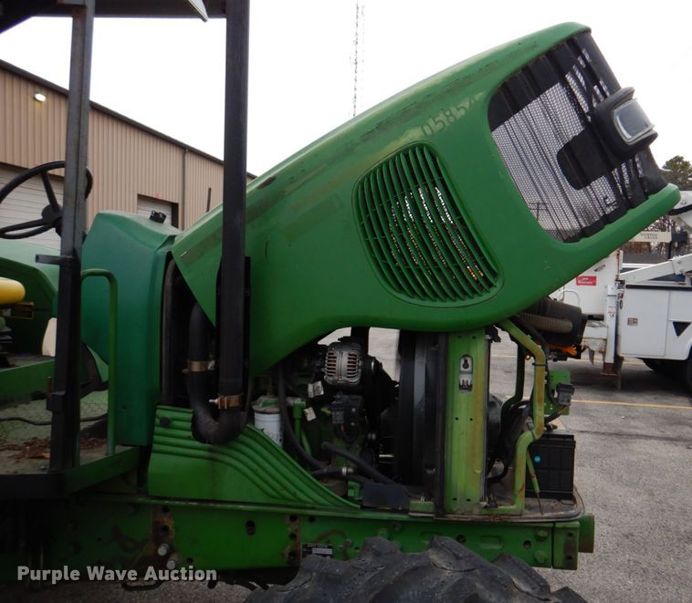 image for item DH8133 2002 John Deere 6420  MFWD tractor