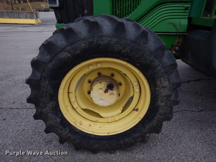 image for item DH8133 2002 John Deere 6420  MFWD tractor