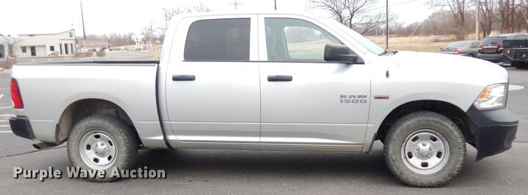 image for item DH8800 2017 Dodge Ram 1500  Crew Cab pickup truck