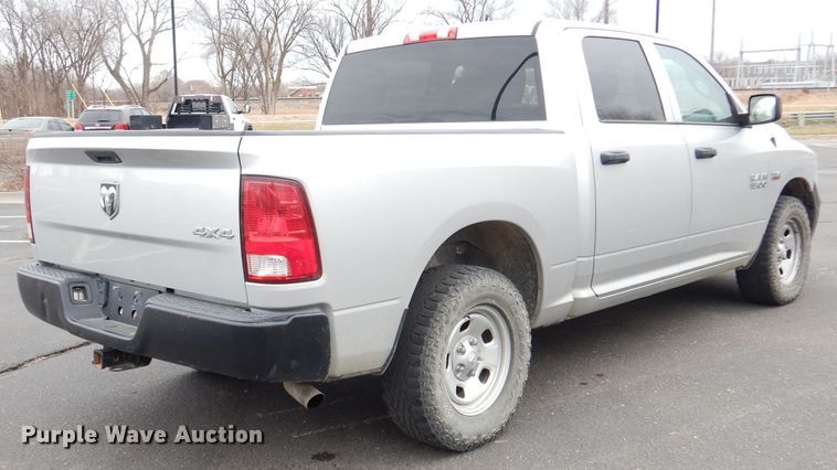 image for item DH8800 2017 Dodge Ram 1500  Crew Cab pickup truck