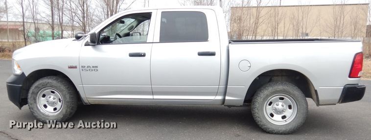 image for item DH8800 2017 Dodge Ram 1500  Crew Cab pickup truck