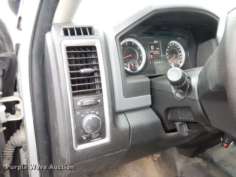 image for item DH8800 2017 Dodge Ram 1500  Crew Cab pickup truck