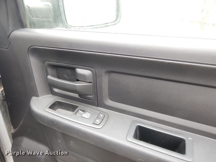 image for item DH8800 2017 Dodge Ram 1500  Crew Cab pickup truck