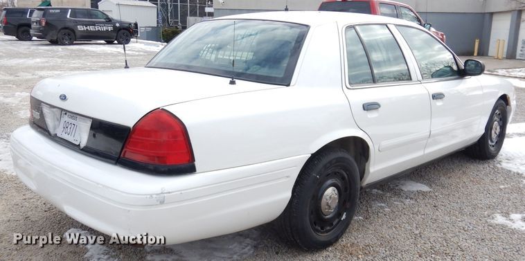image for item DH8805 2003 Ford Crown Victoria Police Interceptor