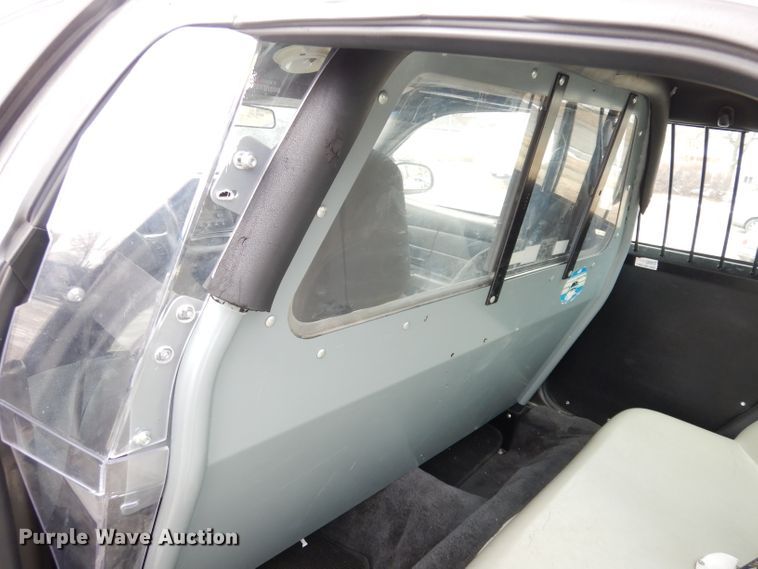 image for item DH8805 2003 Ford Crown Victoria Police Interceptor