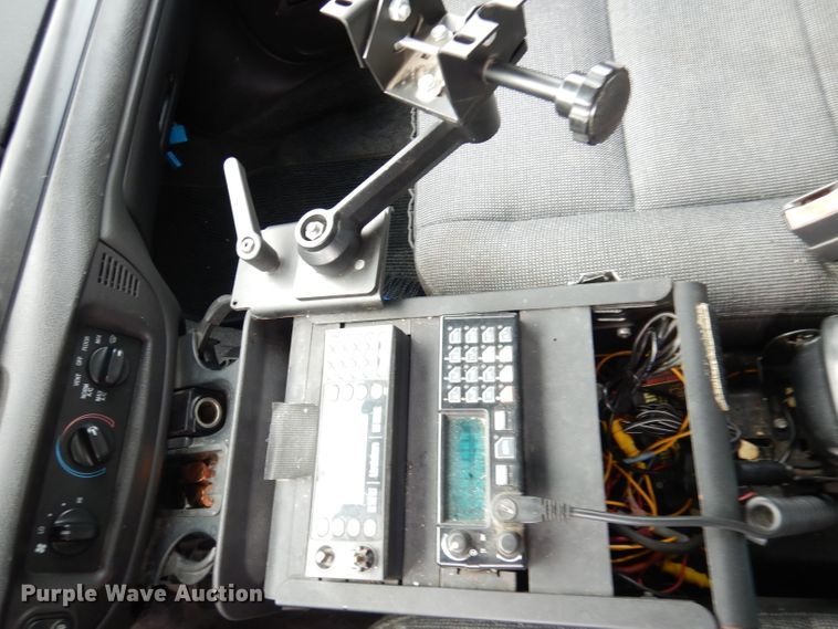 image for item DH8805 2003 Ford Crown Victoria Police Interceptor