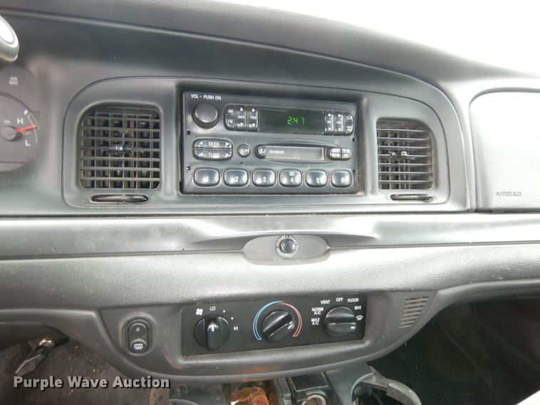 image for item DH8805 2003 Ford Crown Victoria Police Interceptor