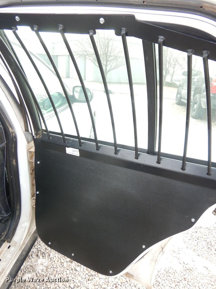 image for item DH8805 2003 Ford Crown Victoria Police Interceptor