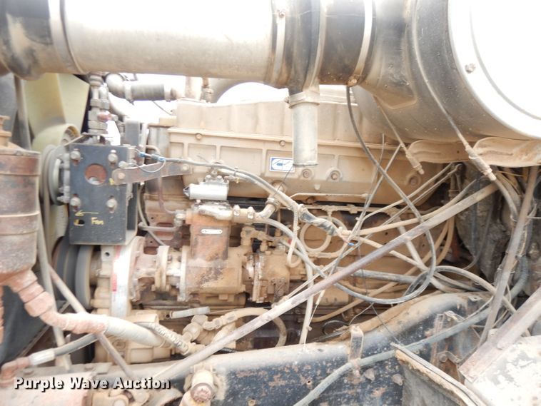 image for item DH8808 1983 International Transtar 4300  dump truck