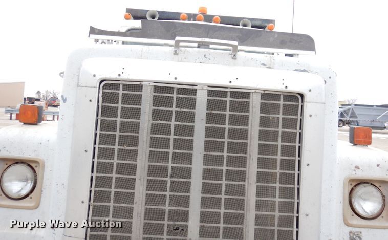 image for item DH8808 1983 International Transtar 4300  dump truck