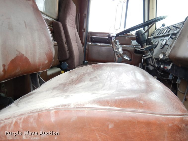 image for item DH8808 1983 International Transtar 4300  dump truck