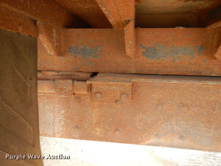 image for item DH8808 1983 International Transtar 4300  dump truck