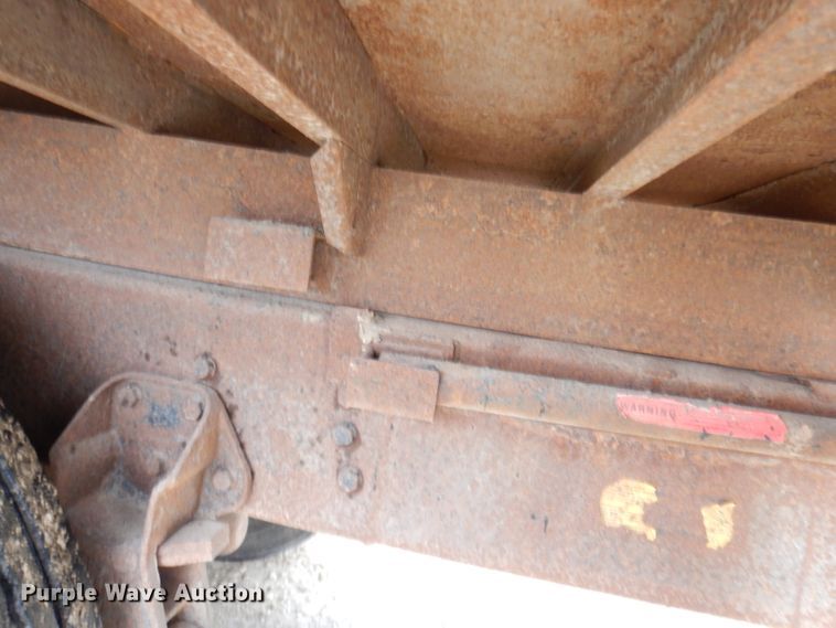 image for item DH8808 1983 International Transtar 4300  dump truck