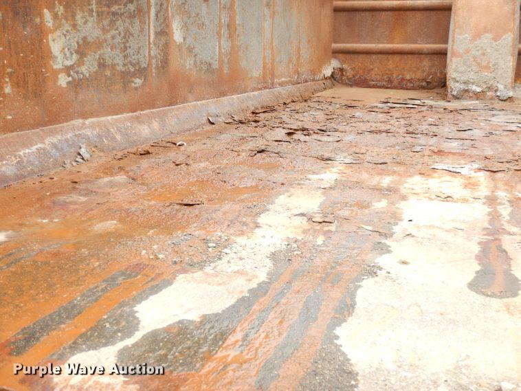 image for item DH8808 1983 International Transtar 4300  dump truck