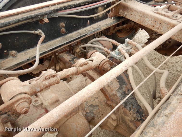 image for item DH8808 1983 International Transtar 4300  dump truck