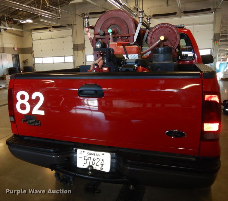 image for item DH8809 2002 Ford F350 Super Duty XL  brush fire truck