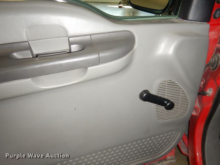 image for item DH8809 2002 Ford F350 Super Duty XL  brush fire truck