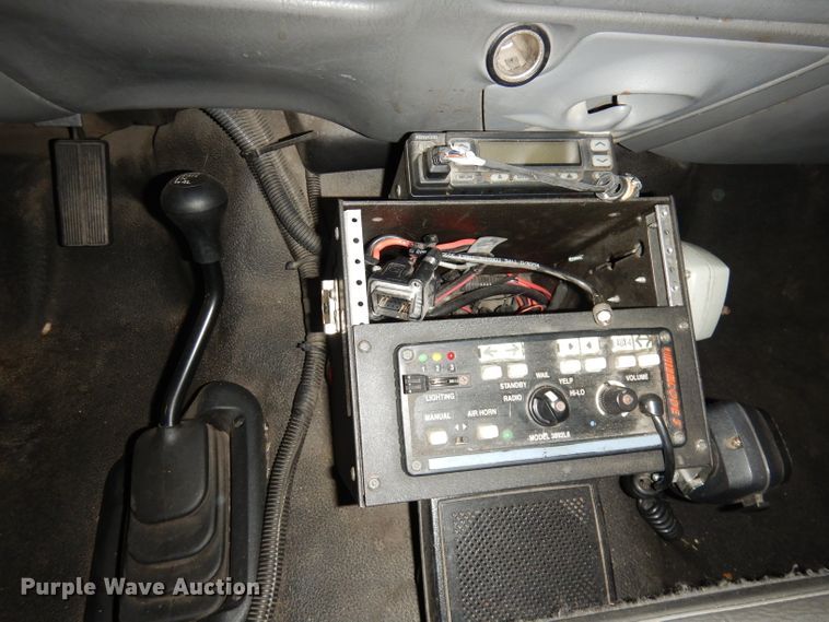 image for item DH8809 2002 Ford F350 Super Duty XL  brush fire truck