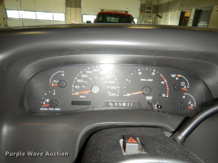 image for item DH8809 2002 Ford F350 Super Duty XL  brush fire truck