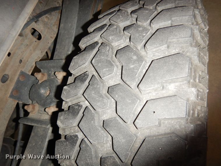 image for item DH8809 2002 Ford F350 Super Duty XL  brush fire truck