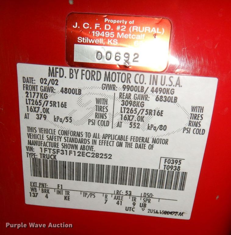 image for item DH8809 2002 Ford F350 Super Duty XL  brush fire truck