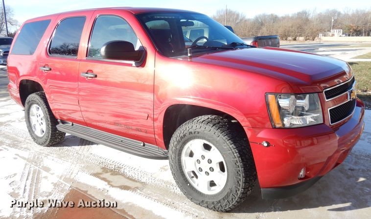 image for item DH8810 2013 Chevrolet Tahoe  SUV