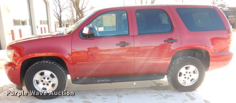 image for item DH8810 2013 Chevrolet Tahoe  SUV