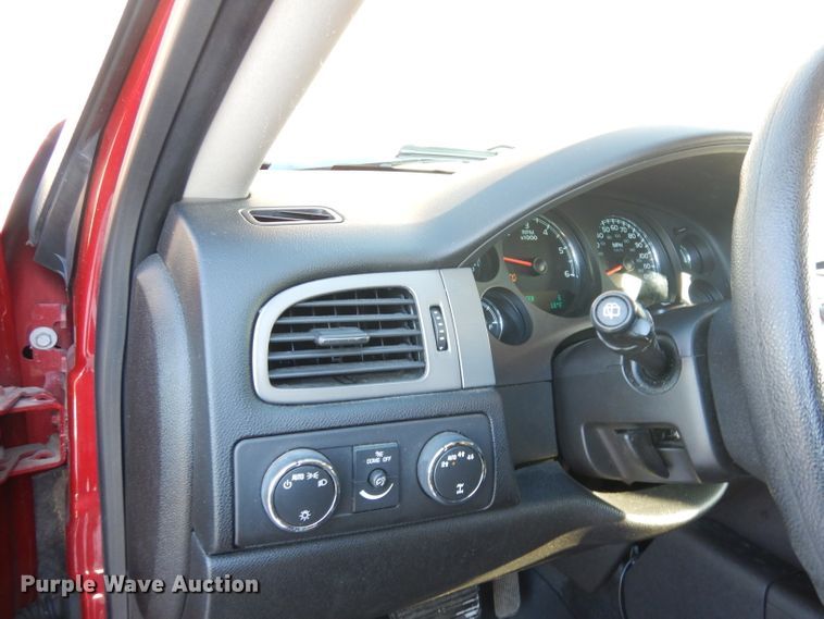 image for item DH8810 2013 Chevrolet Tahoe  SUV