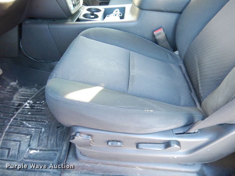 image for item DH8810 2013 Chevrolet Tahoe  SUV