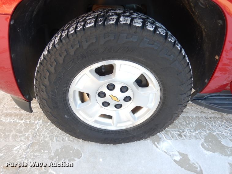 image for item DH8810 2013 Chevrolet Tahoe  SUV