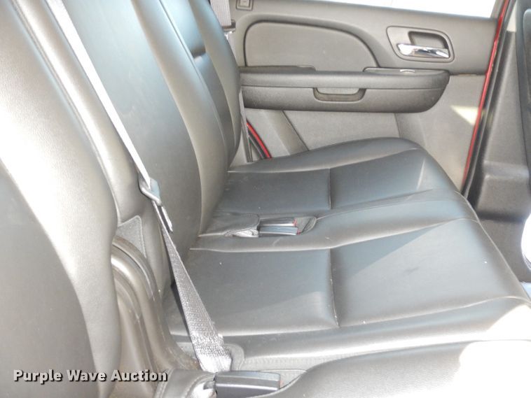 image for item DH8810 2013 Chevrolet Tahoe  SUV