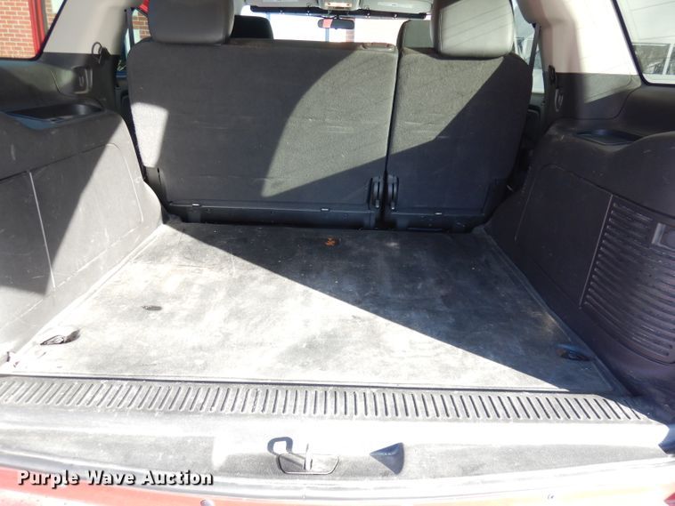 image for item DH8810 2013 Chevrolet Tahoe  SUV