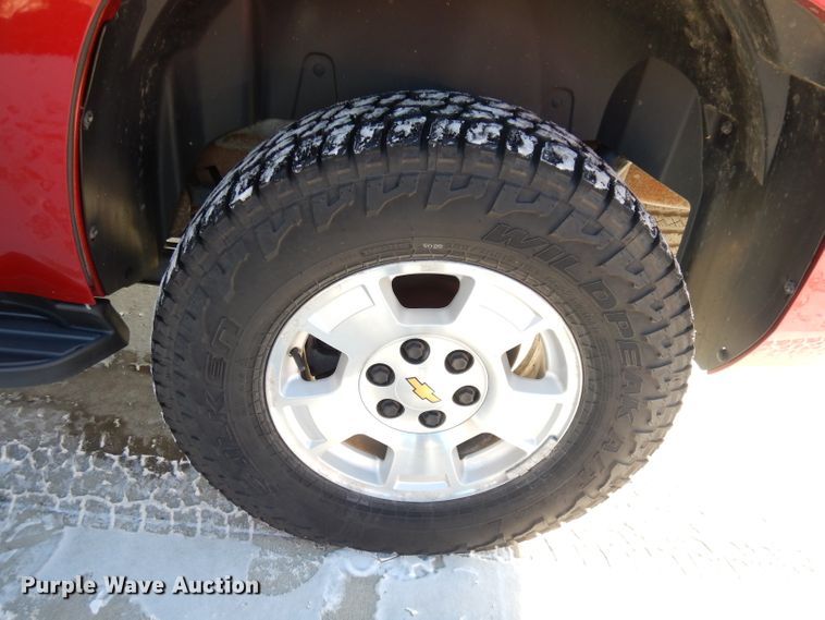 image for item DH8810 2013 Chevrolet Tahoe  SUV